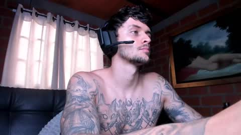 Snapshot of daniele_bunny chatting on 02-25-25, 05:58 Daniele Bunny online show from 02-25-25, 05:58