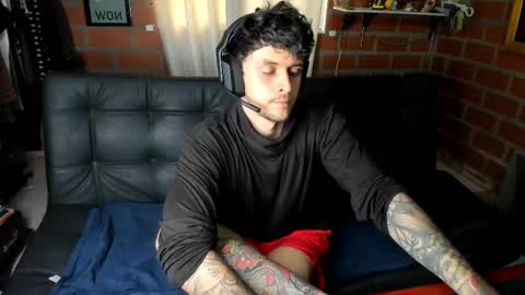 Snapshot of daniele_bunny chatting on 03-08-25, 08:14 Daniele Bunny online show from 03-08-25, 08:14