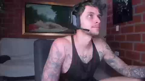 Snapshot of daniele_bunny chatting on 09-10-25, 05:02 Daniele Bunny online show from 09-10-25, 05:02