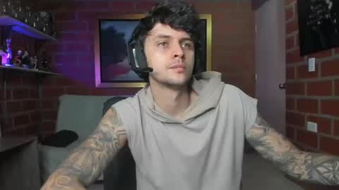 Snapshot of daniele_bunny chatting on 09-30-25, 04:56 Daniele Bunny online show from 09-30-25, 04:56