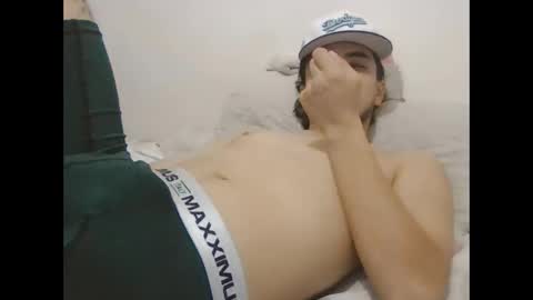 Snapshot of danielhot17 chatting on 01-27-25, 11:11 DANIEL online show from 01-27-25, 11:11