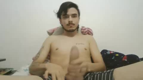 Snapshot of danielhot17 chatting on 02-04-25, 01:02 DANIEL online show from 02-04-25, 01:02