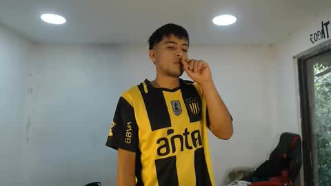 Snapshot of danielitopapii chatting on 10-30-25, 12:50 danielitopapii online show from 10-30-25, 12:50