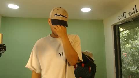 Snapshot of danielitopapii chatting on 12-05-25, 02:14 danielitopapii online show from 12-05-25, 02:14