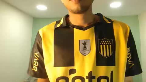 Snapshot of danielitopapii chatting on 12-17-25, 02:28 danielitopapii online show from 12-17-25, 02:28