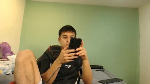 Snapshot of danielitopapii chatting on 06-09-26, 04:18 danielitopapii online show from 06-09-26, 04:18