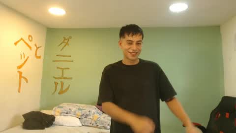 Snapshot of danielitopapii chatting on 07-17-26, 07:52 danielitopapii online show from 07-17-26, 07:52