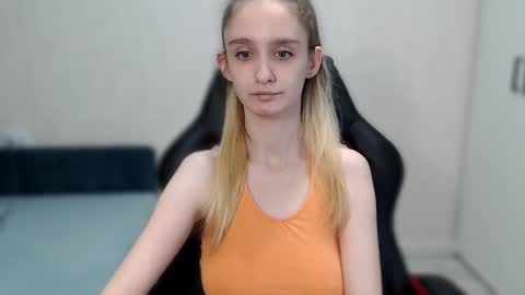 Daniella Martin online show from 02-08-25, 02:36