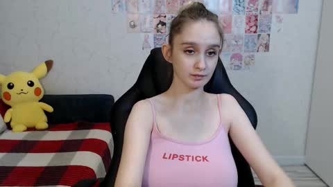 Daniella Martin online show from 11-08-25, 06:57