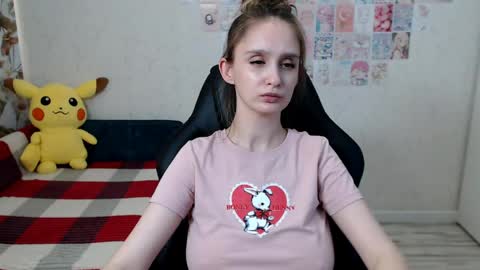 Snapshot of daniella_martin chatting on 06-05-26, 10:32 Daniella Martin online show from 06-05-26, 10:32
