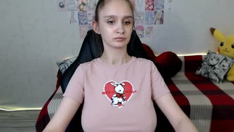 Snapshot of daniella_martin chatting on 06-17-26, 02:36 Daniella Martin online show from 06-17-26, 02:36