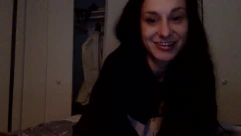 Snapshot of daniellbisous chatting on 11-27-25, 11:34 daniellbisous online show from 11-27-25, 11:34