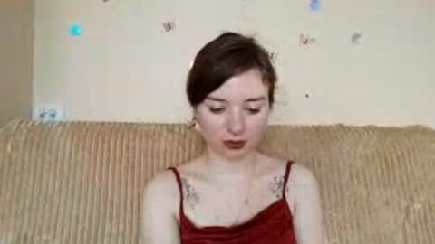 Mia online show from 06-05-26, 01:17