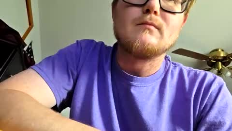 Snapshot of danielp_mod_cb chatting on 01-05-26, 08:01 Daniel y. online show from 01-05-26, 08:01