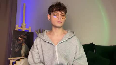 danieltuckerr online show from 03-23-26, 04:00