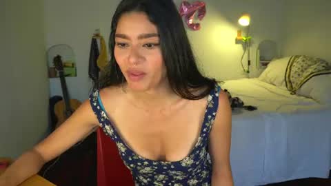 Snapshot of daniisla chatting on 08-06-26, 06:32 danalle .. online show from 08-06-26, 06:32