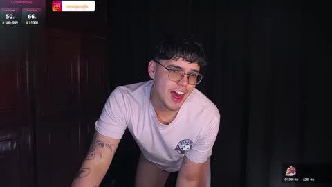 Snapshot of danijungle chatting on 12-03-25, 10:08 Daniel online show from 12-03-25, 10:08