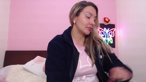 K A R O L online show from 01-16-25, 02:09