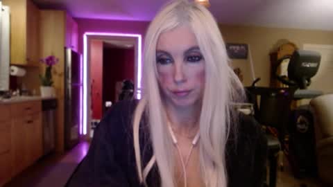 DanikaWhite69 online show from 02-13-25, 08:06