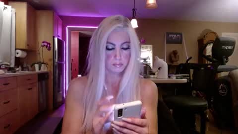 DanikaWhite69 online show from 10-05-25, 07:17