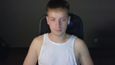 Snapshot of danila_trezzini chatting on 05-29-26, 09:13 danila online show from 05-29-26, 09:13