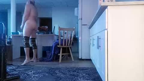 Snapshot of danimal5000 chatting on 11-03-25, 02:51 danimal5000 online show from 11-03-25, 02:51