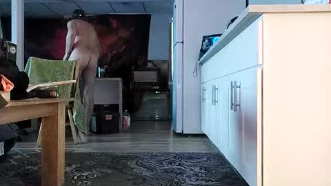 Snapshot of danimal5000 chatting on 11-23-25, 03:12 danimal5000 online show from 11-23-25, 03:12