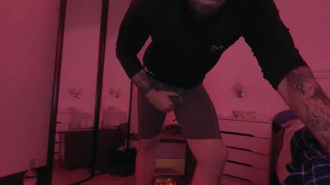 Snapshot of danipeubaix chatting on 03-02-26, 06:15 alex19cm online show from 03-02-26, 06:15