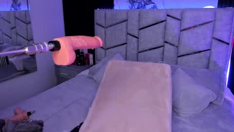 Dani Phonenix online show from 01-27-25, 11:22