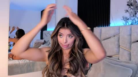 Dani Phonenix online show from 02-08-25, 11:45