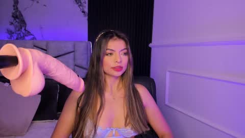 Dani Phonenix online show from 02-17-25, 07:10