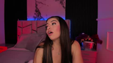 Dani Phonenix online show from 11-21-25, 07:23