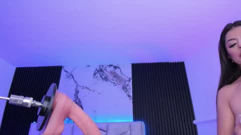 Snapshot of daniphoenixx chatting on 01-16-26, 07:51 Dani Phonenix online show from 01-16-26, 07:51