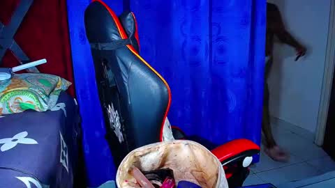 Snapshot of danisabrownn chatting on 02-17-26, 02:02 danisabrownn online show from 02-17-26, 02:02