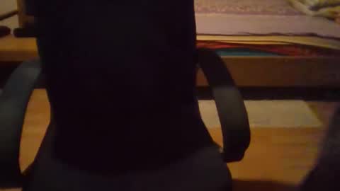 Snapshot of daniseler chatting on 12-20-25, 08:05 daniseler online show from 12-20-25, 08:05