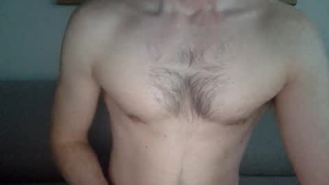 Snapshot of danishguysdicks chatting on 02-13-26, 07:26 Buzzy online show from 02-13-26, 07:26