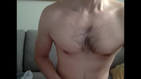 Snapshot of danishguysdicks chatting on 02-26-26, 09:52 Buzzy online show from 02-26-26, 09:52