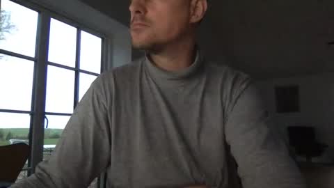 Snapshot of danishjss chatting on 11-27-25, 07:21 danishjss online show from 11-27-25, 07:21