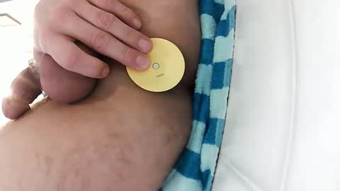 Snapshot of dank2018 chatting on 04-15-26, 01:40 dank 2018 online show from 04-15-26, 01:40