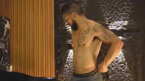 Dann saenz online show from 10-22-25, 01:11