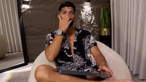 Dann saenz online show from 04-08-26, 01:44