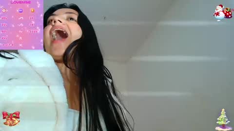 Snapshot of danna_1111 chatting on 11-10-25, 03:00 danna online show from 11-10-25, 03:00