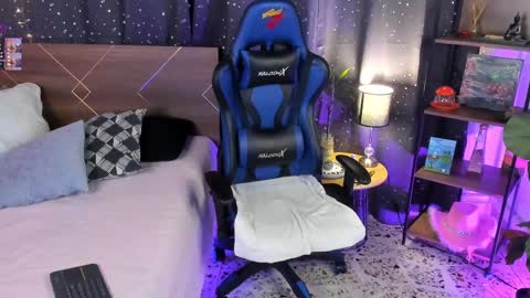 Dannacastle online show from 02-22-25, 05:23