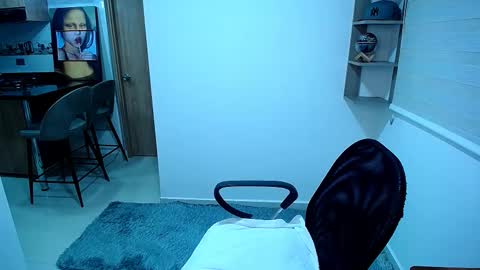 Snapshot of danna__ross chatting on 09-26-25, 12:25 Danna  Ross online show from 09-26-25, 12:25