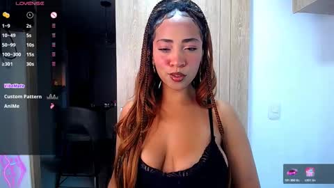 Snapshot of danna__ross chatting on 01-09-26, 09:38 Danna Ross online show from 01-09-26, 09:38