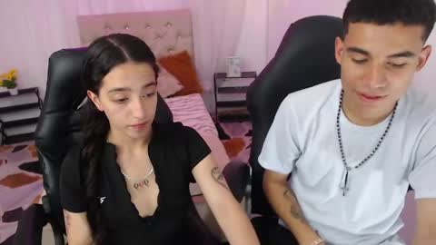 Snapshot of danna_and_joshua chatting on 04-24-26, 01:46 Danna-Josh online show from 04-24-26, 01:46