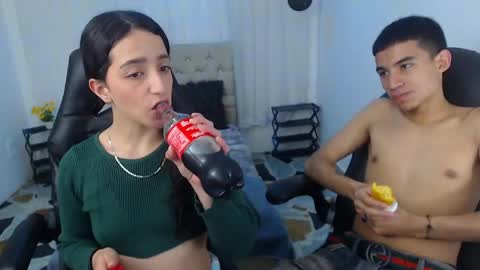 Snapshot of danna_and_joshua chatting on 05-20-26, 12:55 Danna-Josh online show from 05-20-26, 12:55