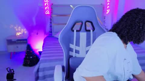 Snapshot of danna_berry chatting on 01-07-26, 02:30 DannaBerry online show from 01-07-26, 02:30