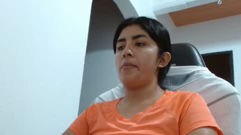 Danna online show from 02-18-25, 10:58