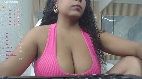 Snapshot of dannacoleman_ chatting on 10-27-25, 08:02 danna online show from 10-27-25, 08:02